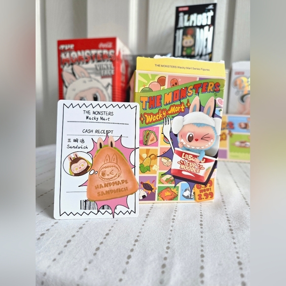 Pop Mart Wacky Mart Sandwich Figure – Confirmed Pull, BNIB - Picture 2 of 3